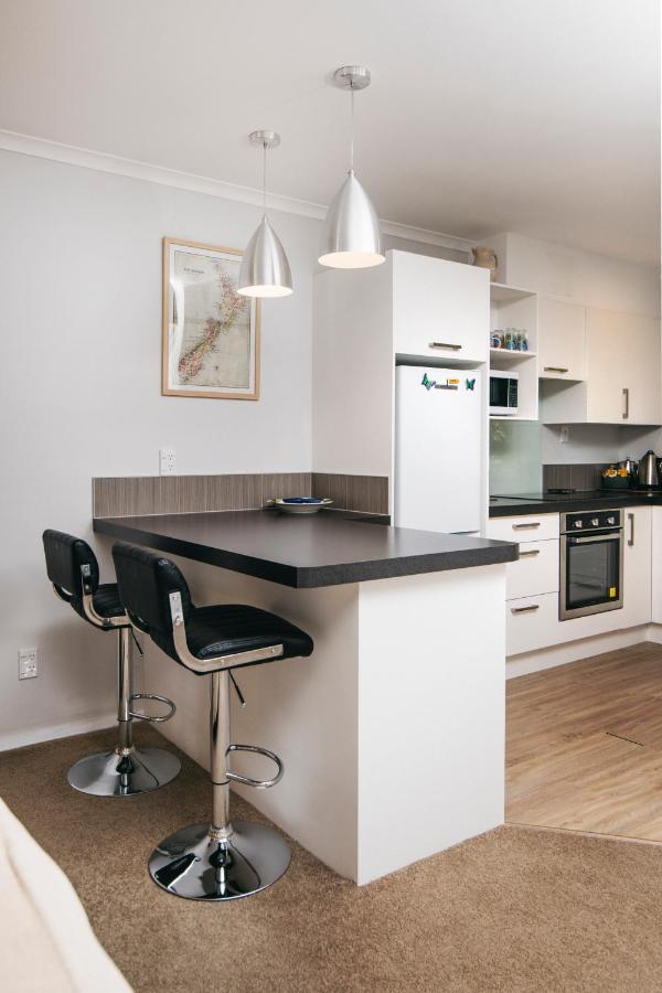 Fabulous Apartment With Private Spa Pool & Gym Picton Luaran gambar