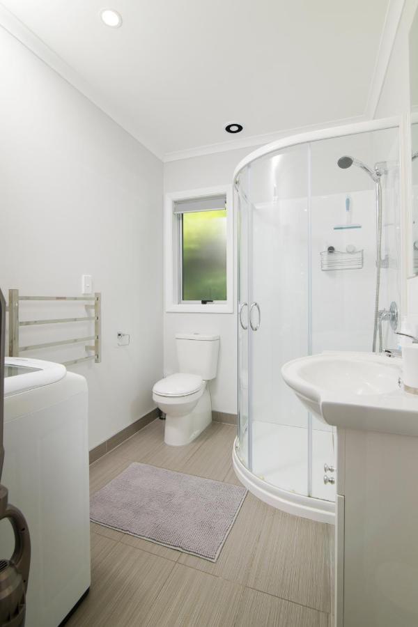 Fabulous Apartment With Private Spa Pool & Gym Picton Luaran gambar