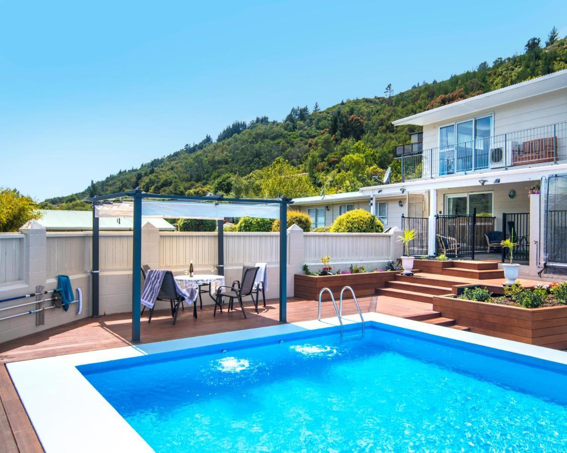 Fabulous Apartment With Private Spa Pool & Gym Picton Luaran gambar