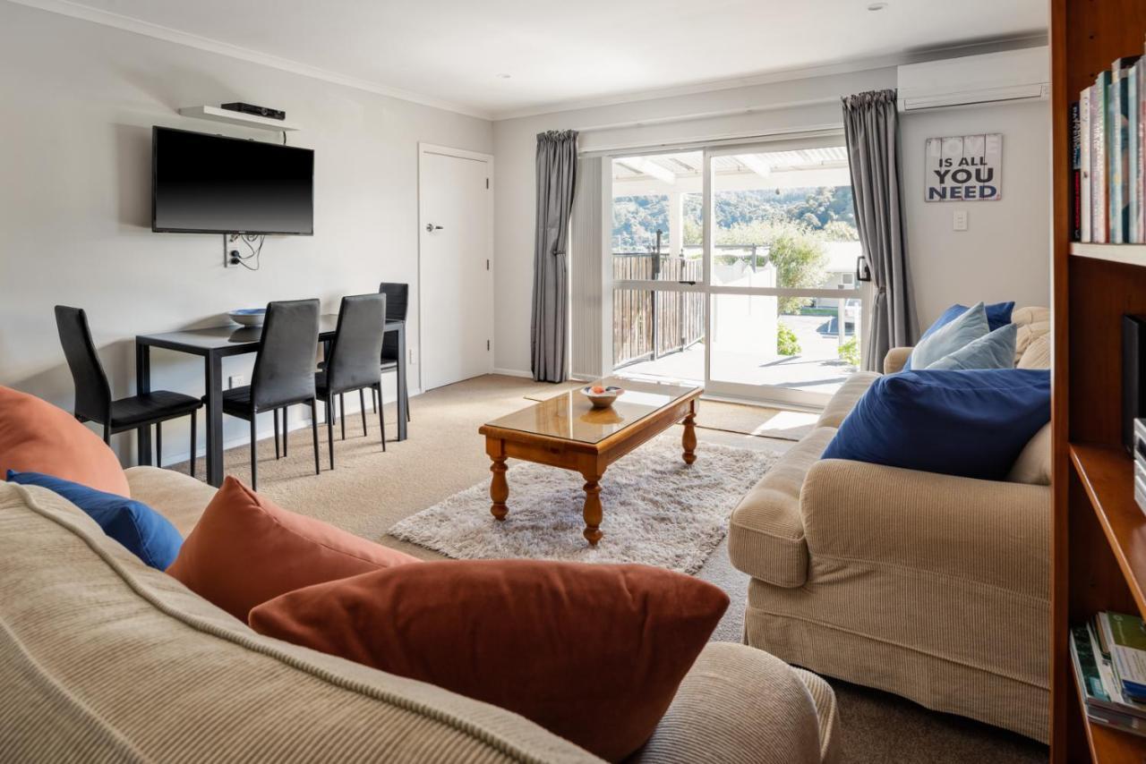 Fabulous Apartment With Private Spa Pool & Gym Picton Luaran gambar
